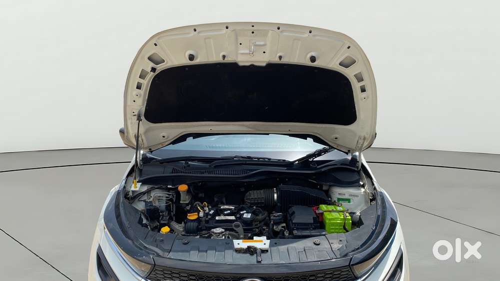 Tata Altroz 1.2 Xm Plus, 2021, Petrol