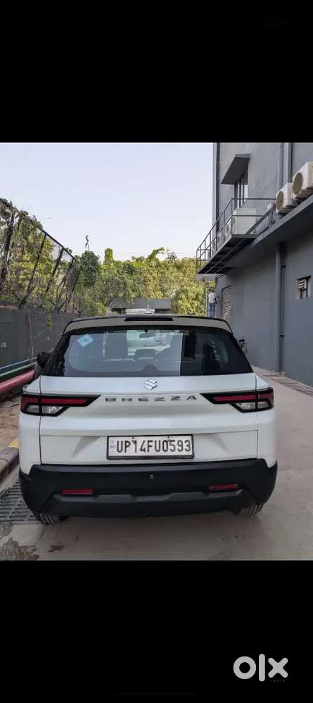 Maruti Suzuki Brezza Lxi 2023 Cng Hybrid