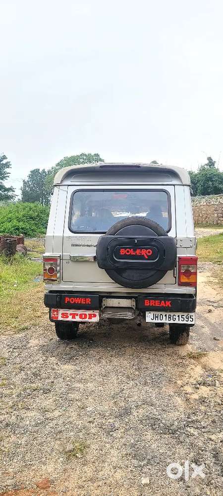Mahindra Bolero Neo 2015