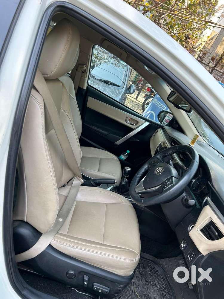 Toyota Corolla Altis 1.8 Gl, 2016, Cng & Hybrids