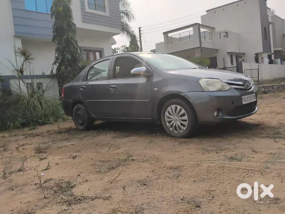 2014 Toyota Etios 1.5 पेट्रोल
