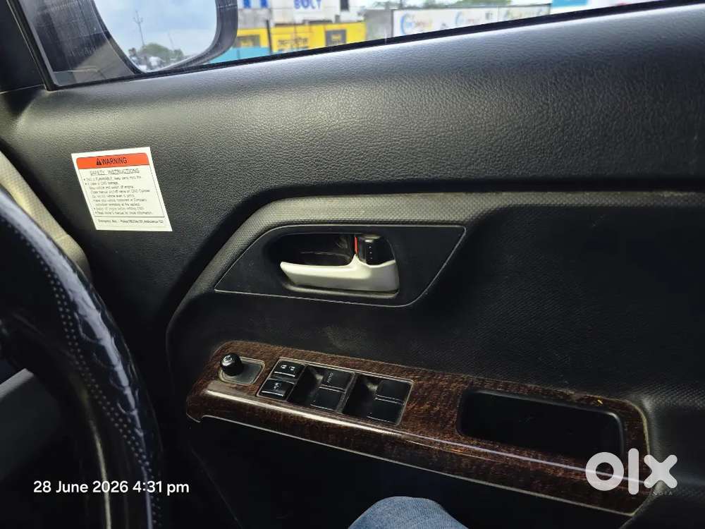Maruti Suzuki Wagonr Vxi Cng Top Model 2024  Company Fitted Cng  41,