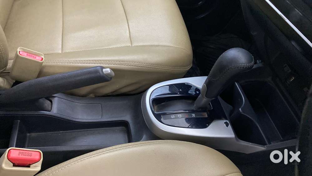 Honda Jazz 1.2 V At I Vtec, 2017, Petrol