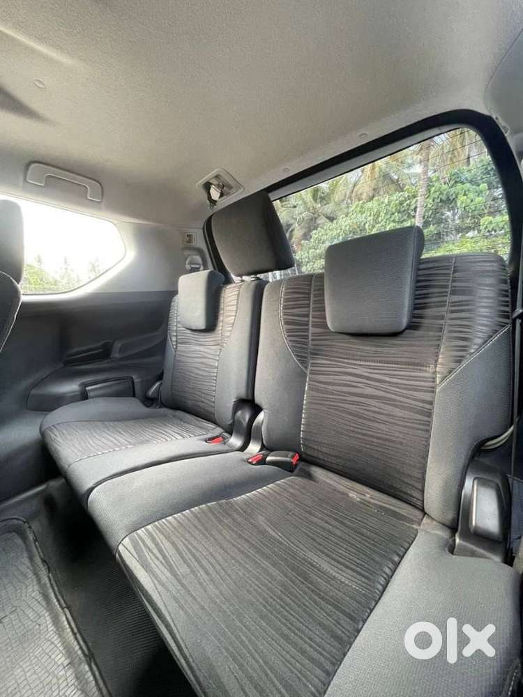 Toyota Innova Crysta 2.4 V, 2017
