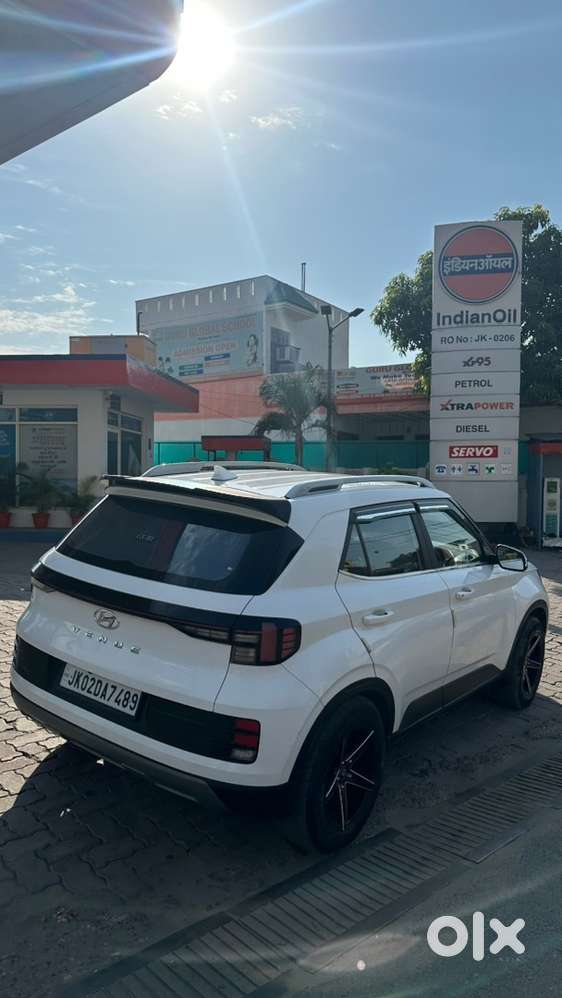Hyundai Venue Petrol 2022