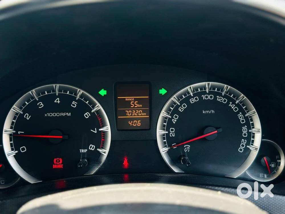 Maruti Suzuki Swift Vxi + Manual, 2017, Petrol