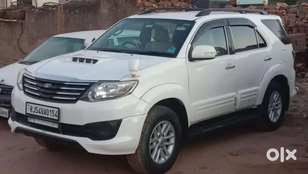 Toyota Fortuner Legender 2013 Diesel Well Maintained