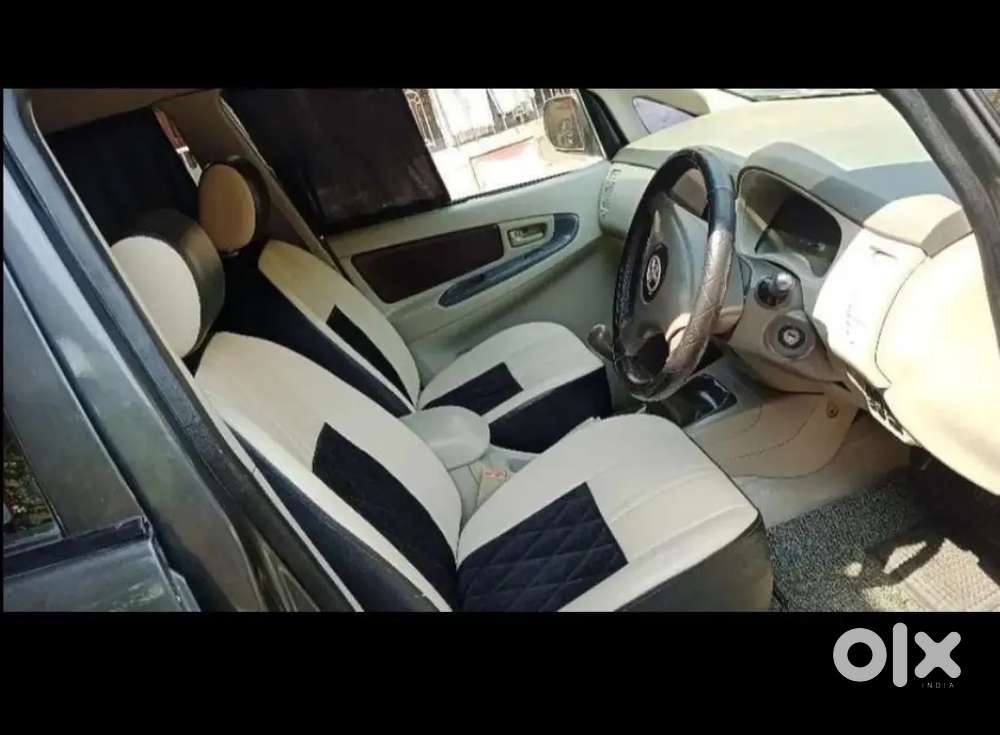 Toyota Innova Hycross 2009