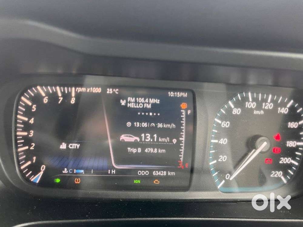 Tata Altroz, 2022, Petrol