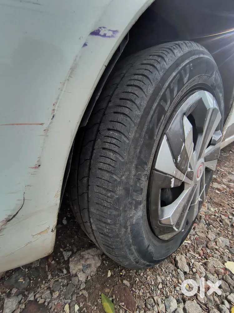 Ford Figo Petrol 2012