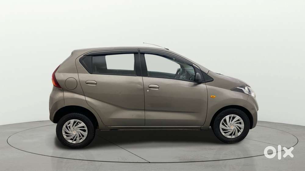 Datsun Redigo T Option, 2017, Petrol