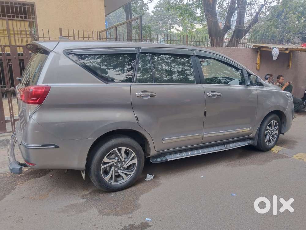 Toyota Innova Crysta 2.7 Gx Limited Edition 8 Str, 2022, Diesel