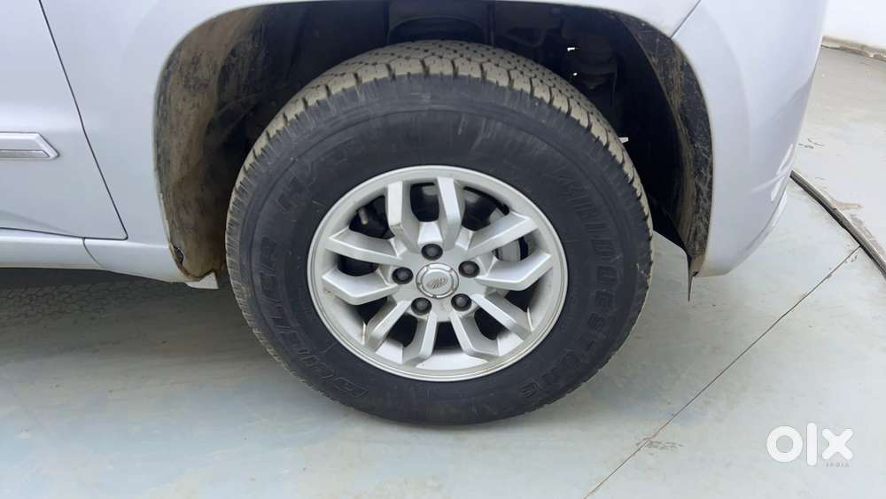 Mahindra Tuv 300 Mhawk100 T8, 2017, Diesel