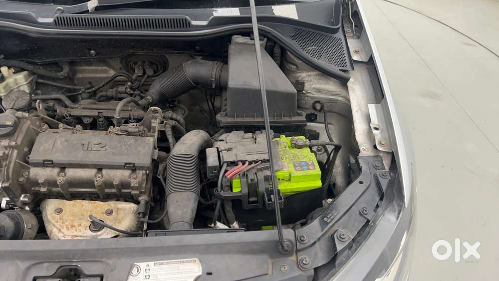 Volkswagen Polo Petrol Highline 1.2l, 2016, Petrol