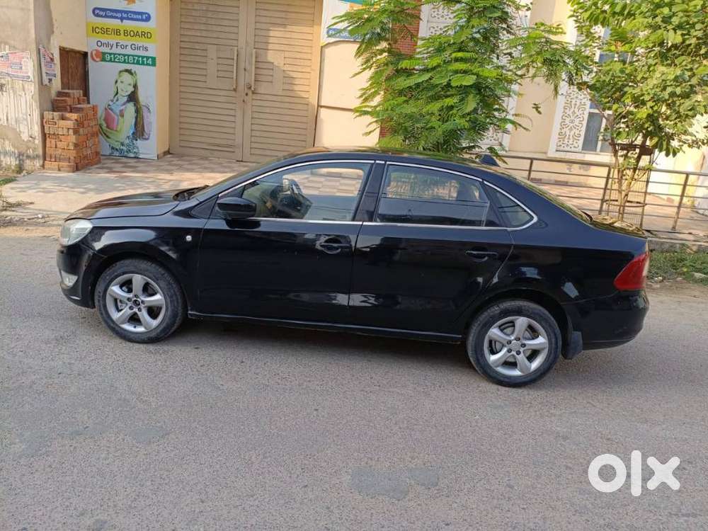 Skoda Rapid Elegance 1.6 Mpfi Mt, 2014, Diesel