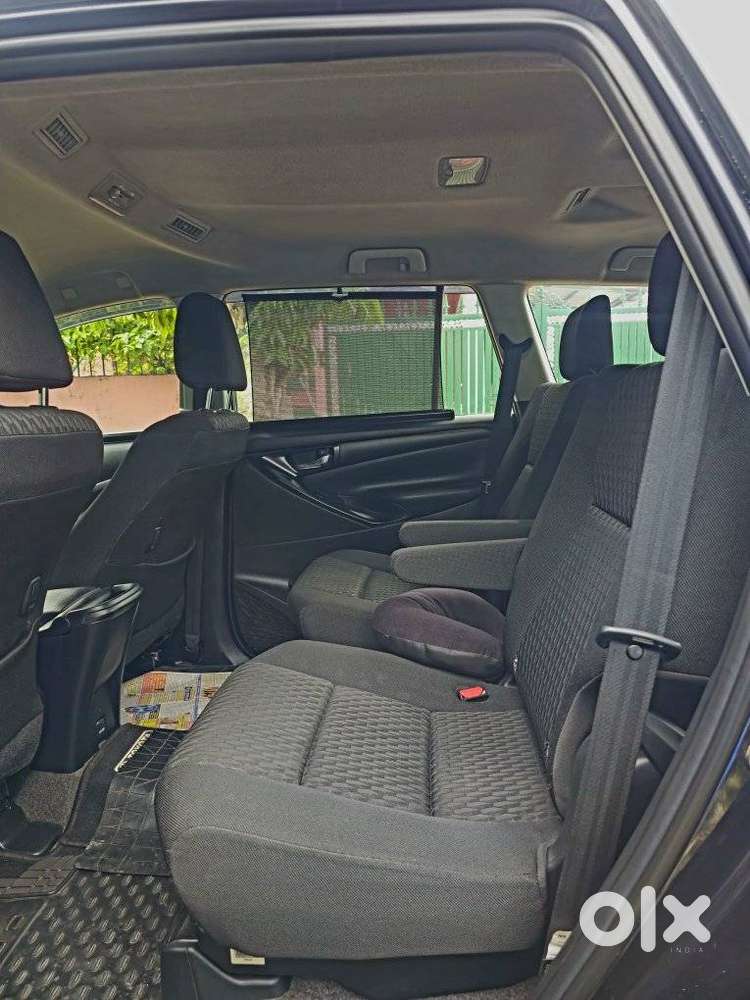Toyota Innova Crysta [2020-ongoing] 2.4 Gx At 7 Str, 2022, Diesel
