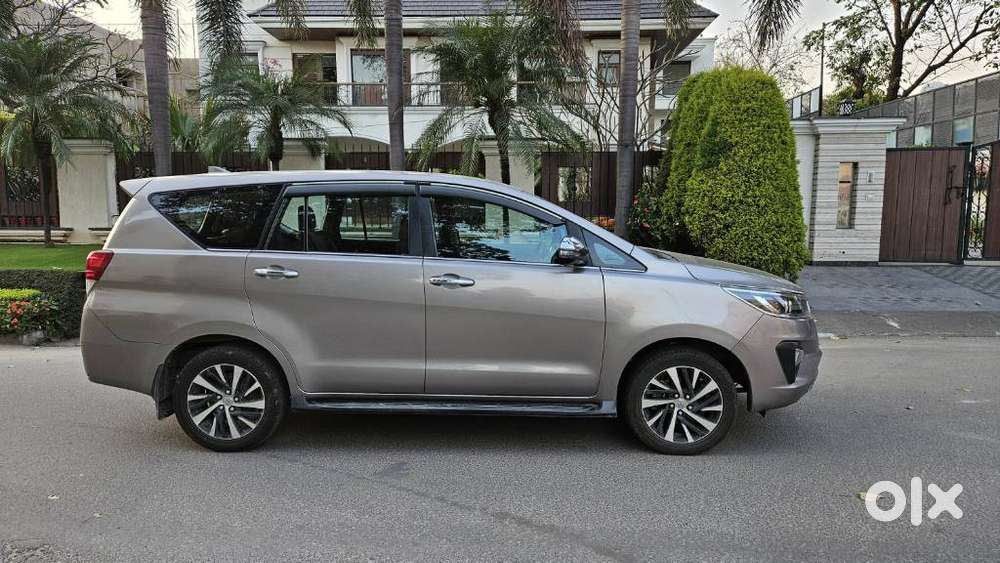 Toyota Innova Crysta [2020-ongoing] 2.4 Zx At 7 Str, 2022, Diesel