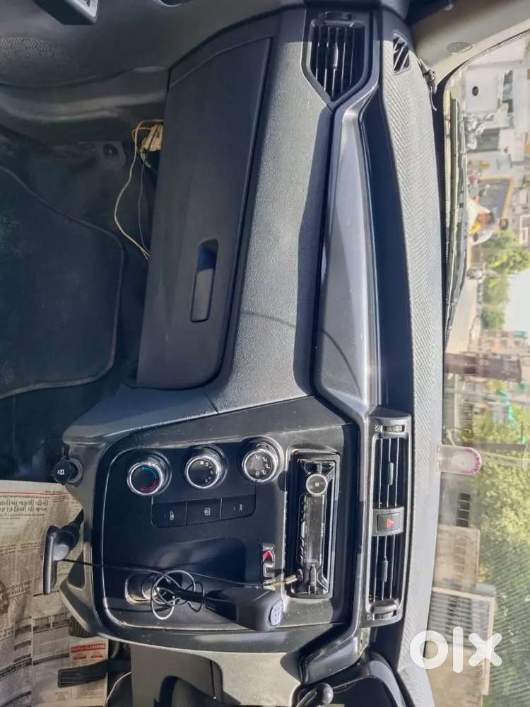 Mahindra Kuv100 Nxt Petrol 2017