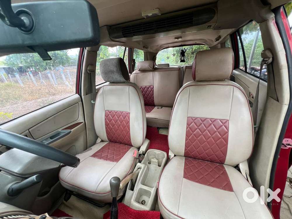 Toyota Innova 2.5 G (diesel) 8 Seater, 2005, Diesel