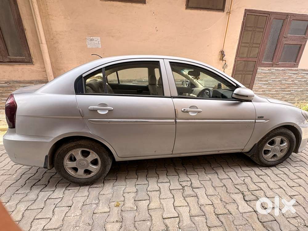 Hyundai Fluidic Verna 2010