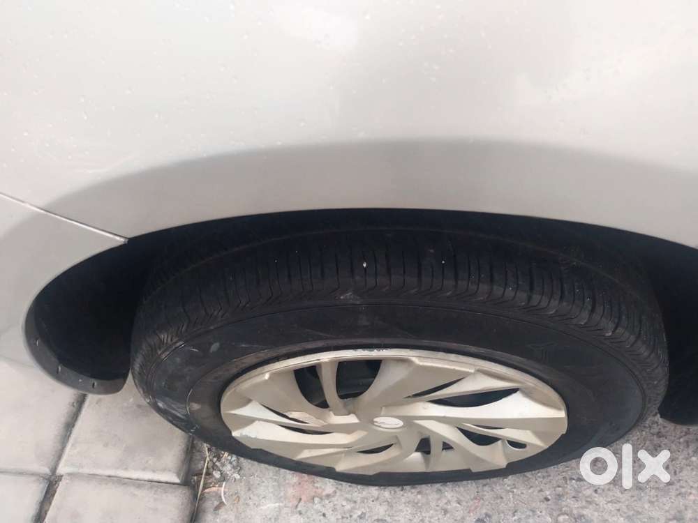 Maruti Suzuki Swift Lxi Optional-o, 2014, Petrol