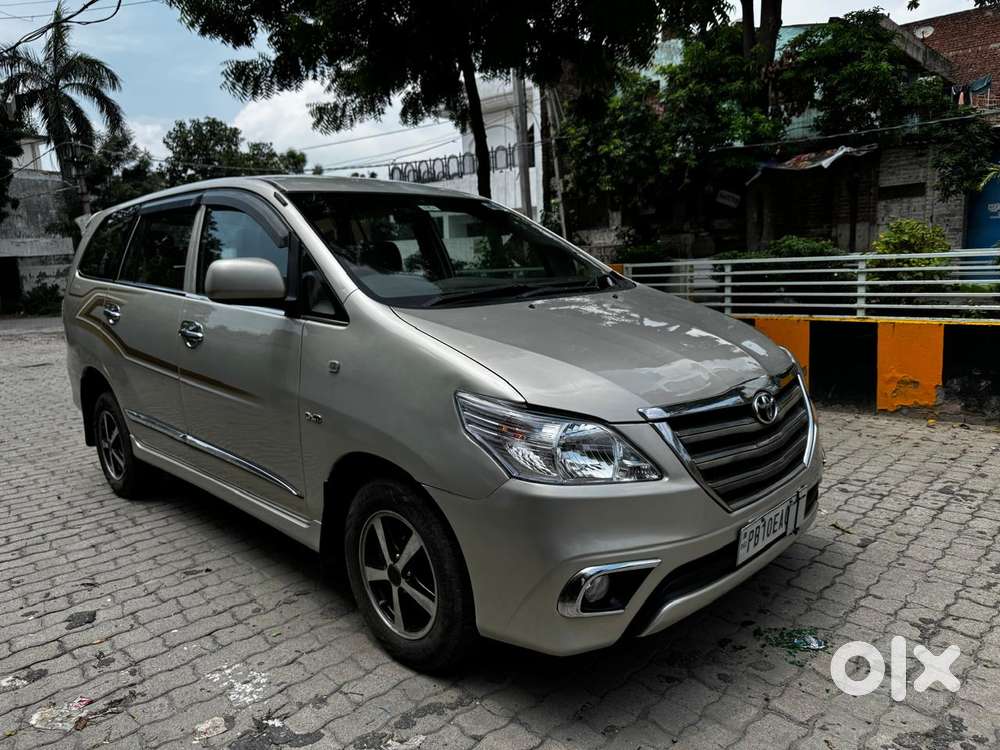Toyota Innova 2.5 Gx (diesel) 8 Seater, 2012, Diesel