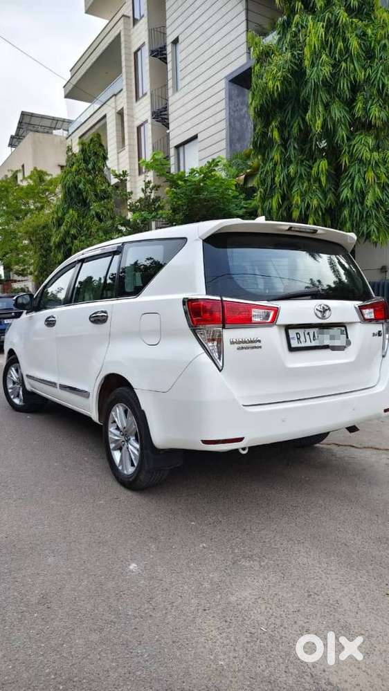 Toyota Innova Crysta 2.4 Z 7 Str, 2017, Diesel
