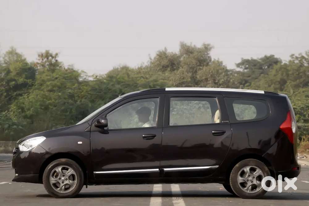 Renault Lodgy 2017 Variant Rxl 110 Ps Well Maintained Car 8 Seater