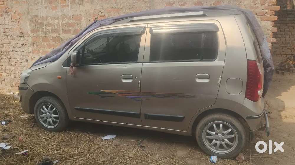 Maruti Suzuki Wagon R Fuel 2014 Petrol Well Maintained