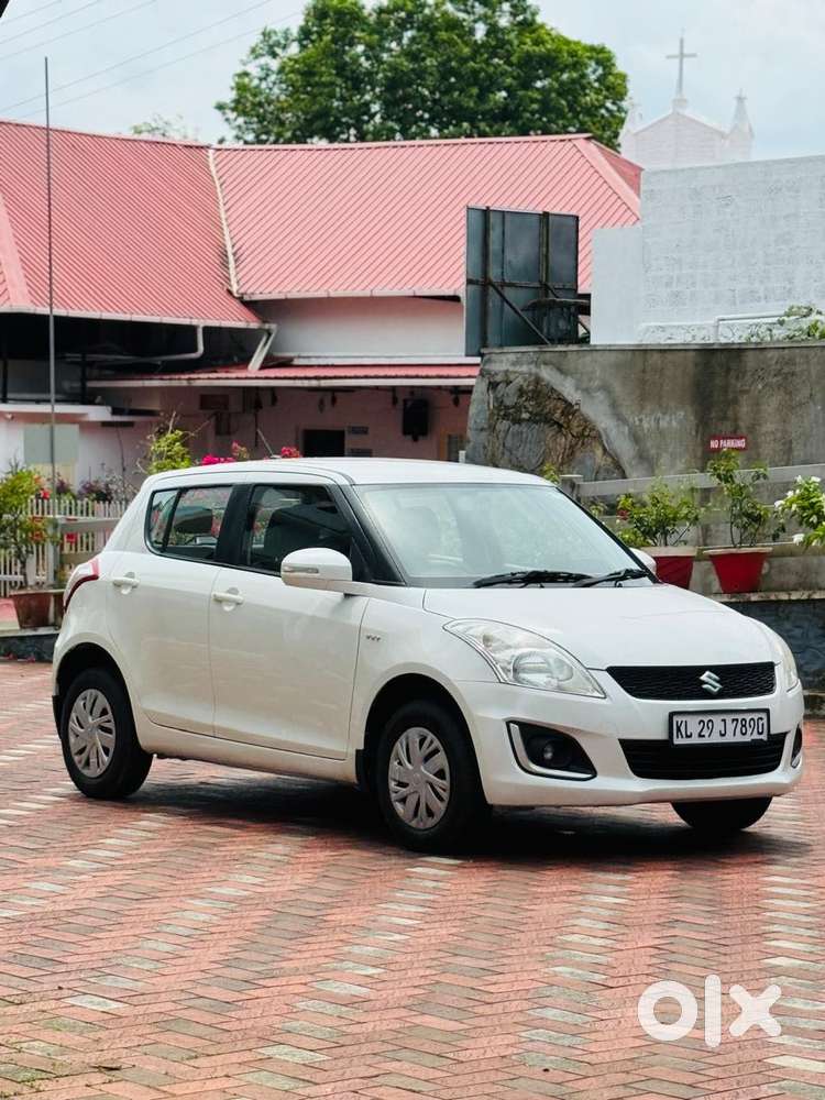 Maruti Suzuki Swift Vxi, 2015, Petrol