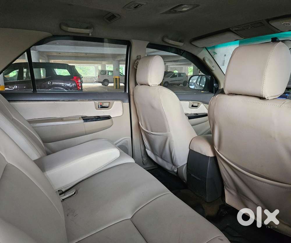 Toyota Fortuner 2011-2016 4x2 Manual, 2013, Diesel