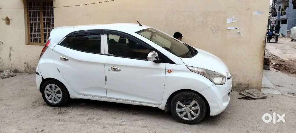 E On Car Chalu Halat A1 Condition Petrol Plus Cng