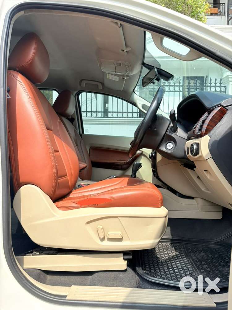 Ford Endeavour 2.2 Trend At 4x2, 2016, Diesel