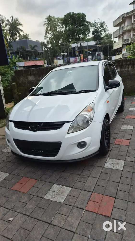 Well Maintained, Fully Painted,hyundai I20 Crdi 2011 Model