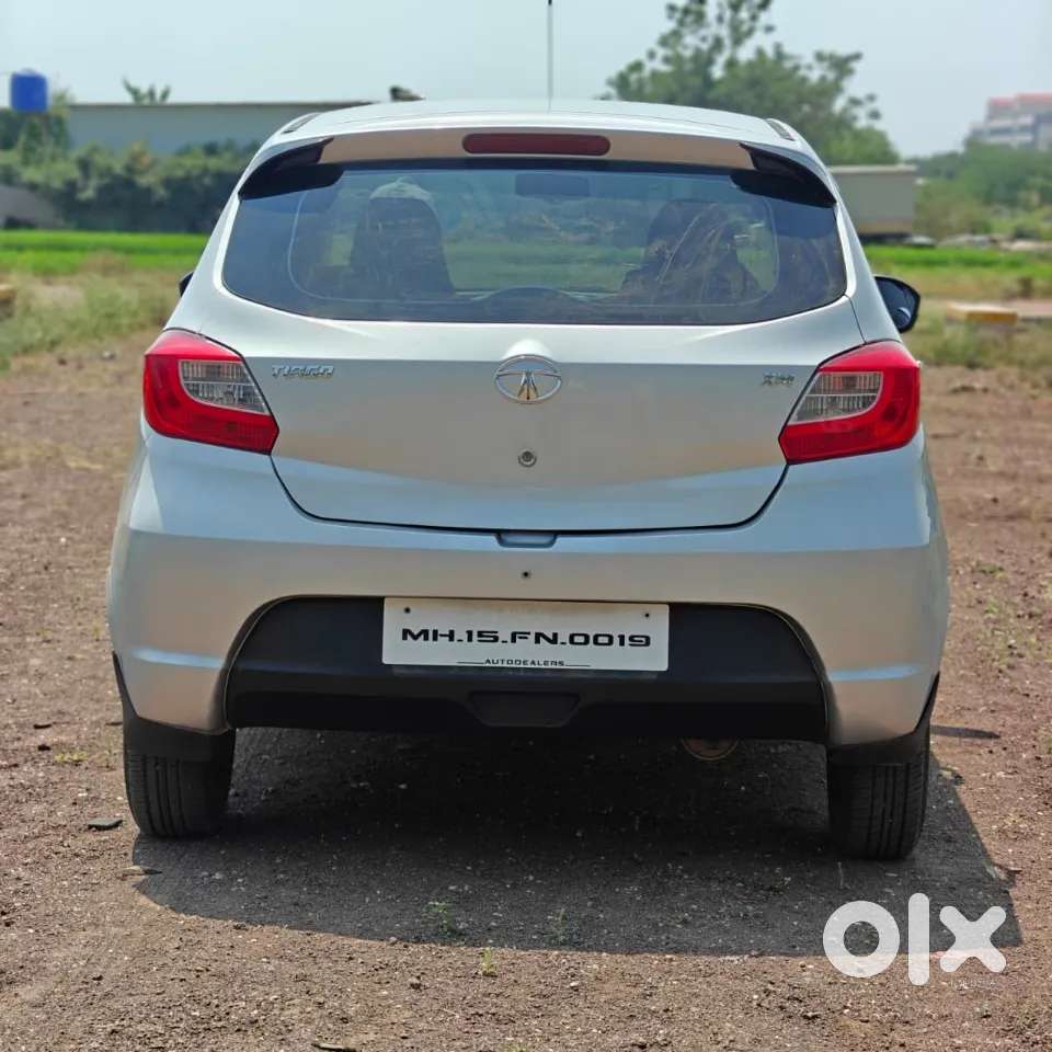 Tata Tiago 1.2 Revotron Xm, 2016, Petrol