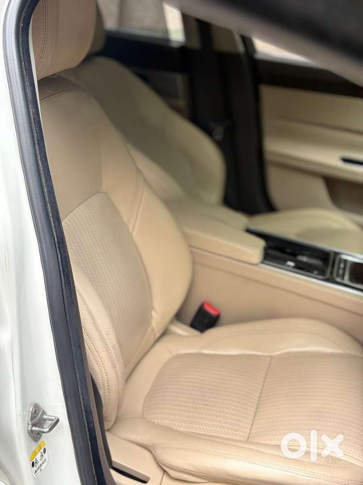 Jaguar Xf Petrol 2.0, 2016, Petrol