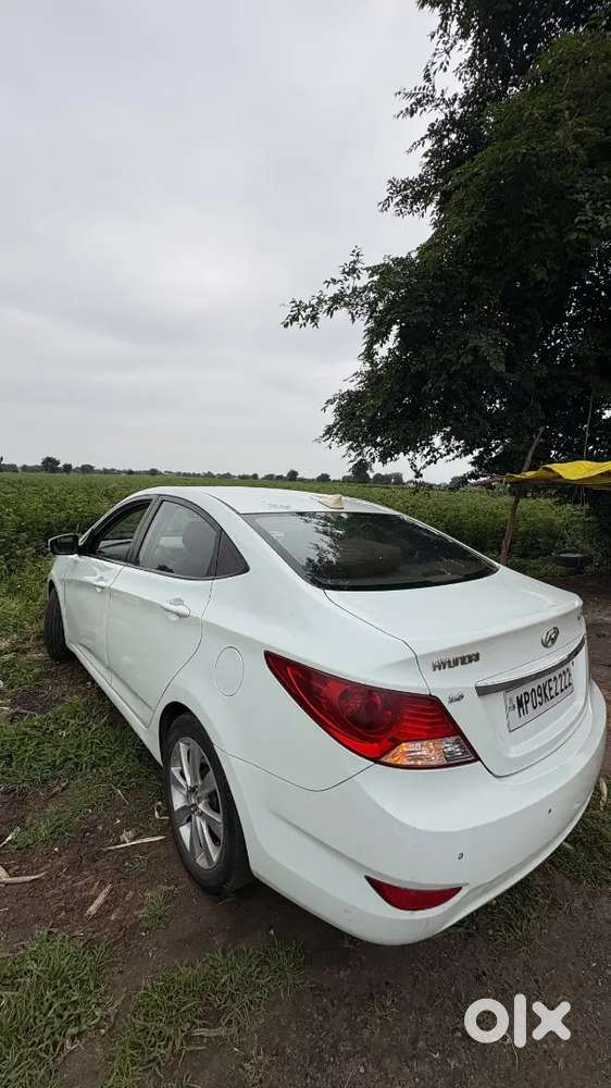 Hyundai New Verna 2012 Diesel Manual 77000 Km