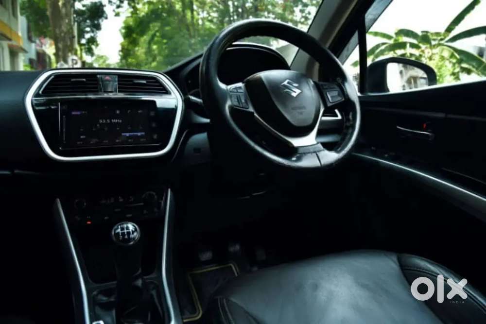 Maruti Suzuki S-cross 2020 Diesel Well Maintained All Service Records.