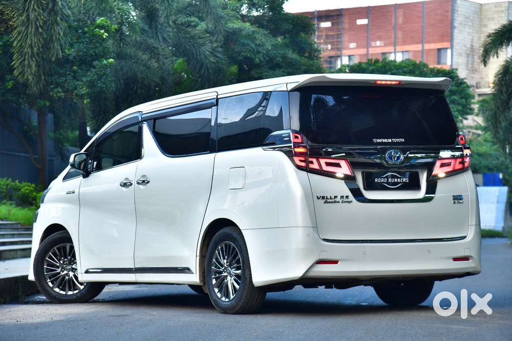 Toyota Vellfire Vip – Executive Lounge, 2022, Petrol