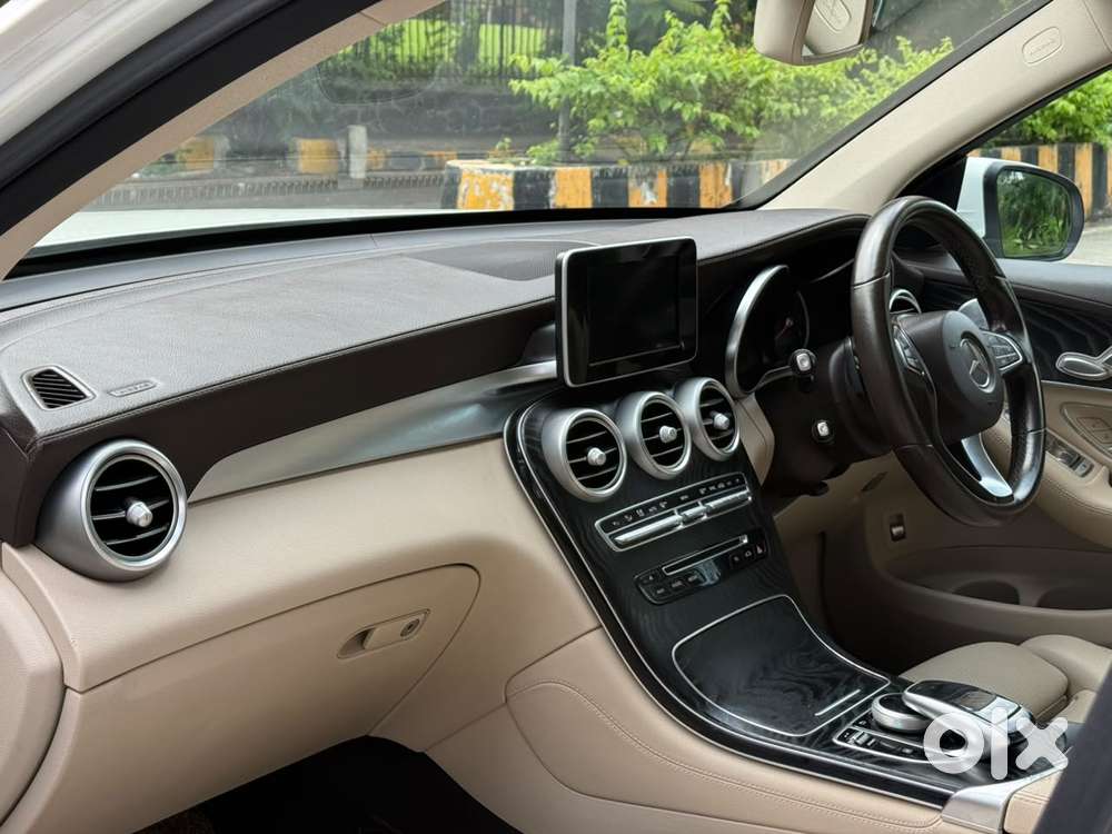 Mercedes-benz Glc, 2019, Petrol