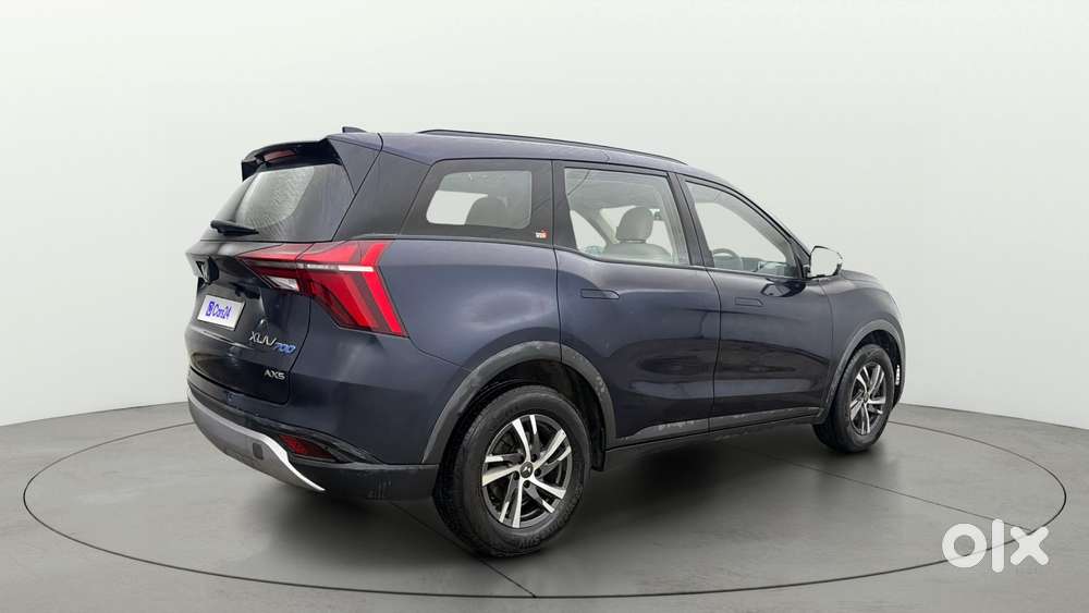 Mahindra Xuv700 2.0 Ax 5 Petrol Mt Str, 2022, Petrol