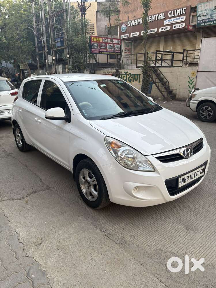 Hyundai I20 2010-2012 1.2 Sportz, 2011, Petrol