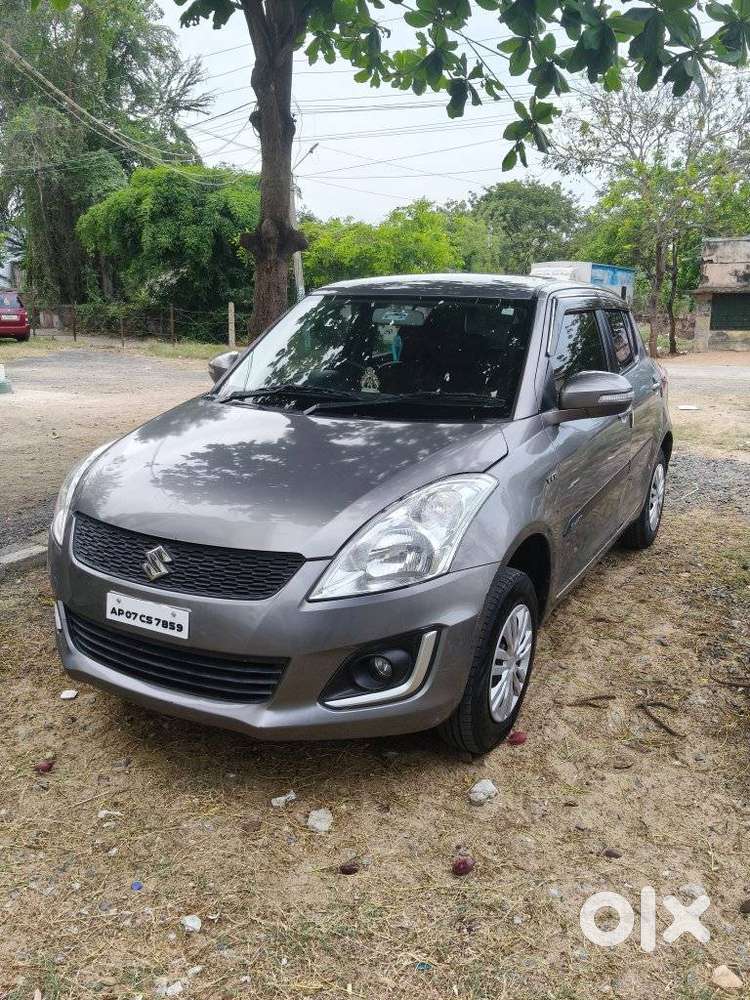 Maruti Suzuki Swift Vxi Abs Bsiv, 2016, Petrol