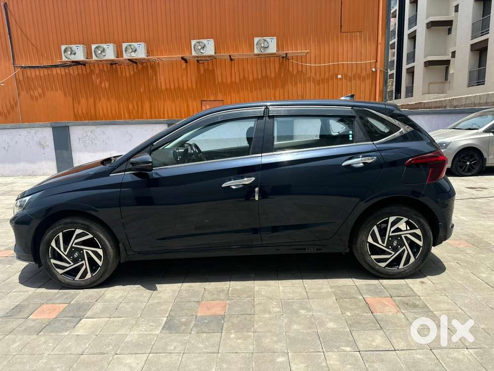 Hyundai I20 Asta (o) 1.2 Mt, 2024, Petrol