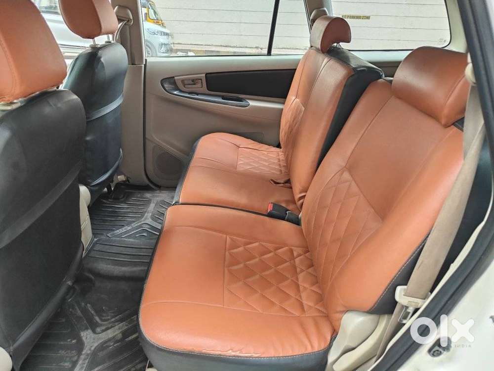 Toyota Innova Crysta 2.4 G Mt 8s, 2014, Diesel