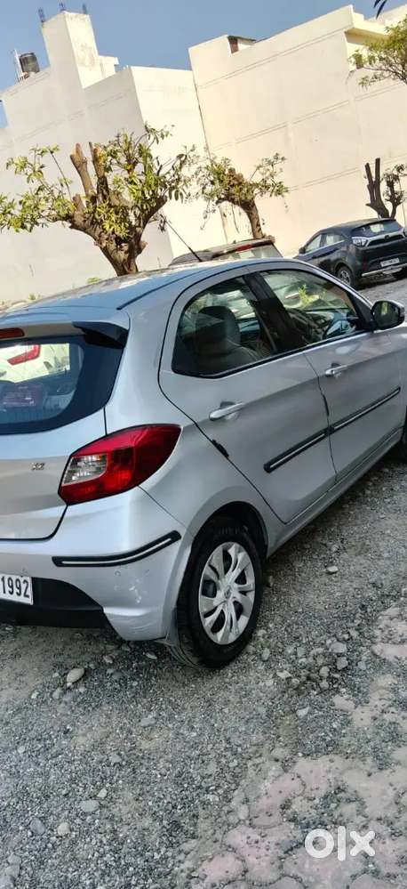 Tata Tiago Revotron 2018