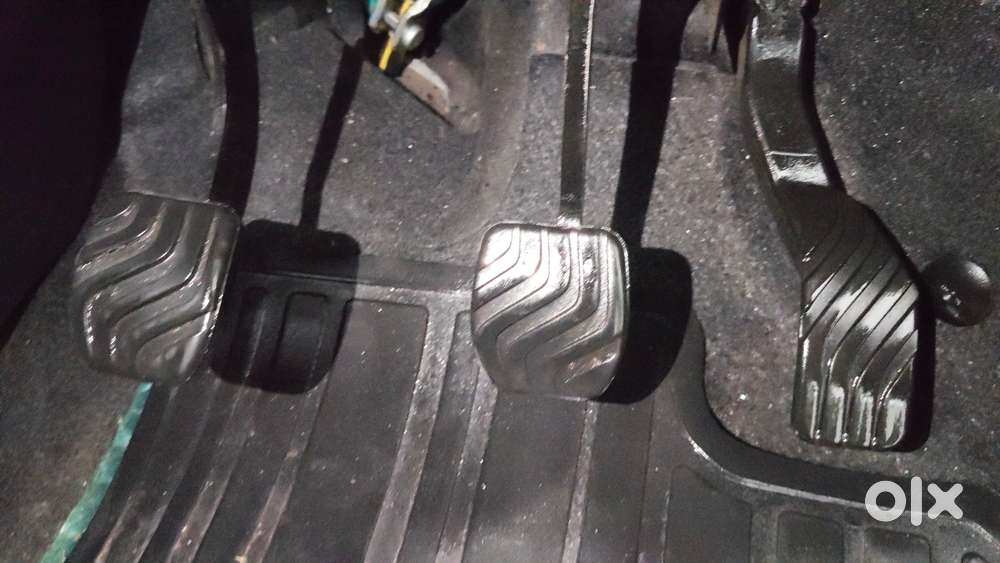 Renault Triber Rxl, 2024, Petrol