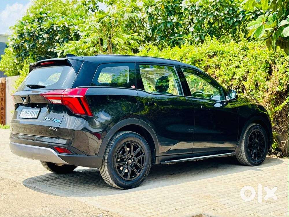 Mahindra Xuv700 Ax7 Luxury Pack Awd, 2025, Diesel