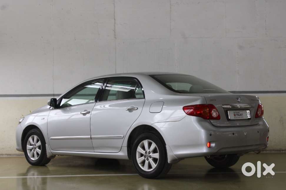 Toyota Corolla Altis G, 2011, Petrol