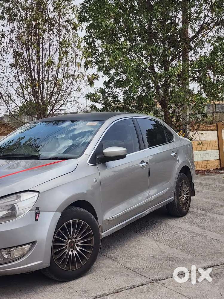 Skoda Rapid 2012